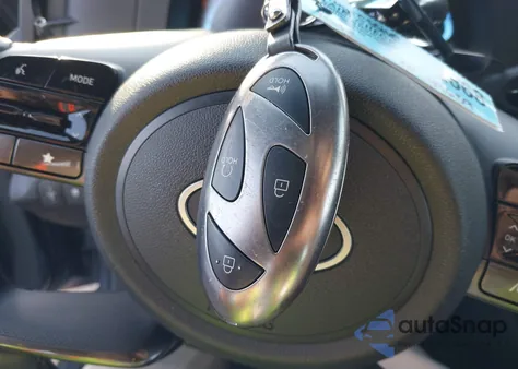 2025 Hyundai Elantra Sel Sport z USA, uszkodzony, nr VIN KMHLM4DG6SU925082